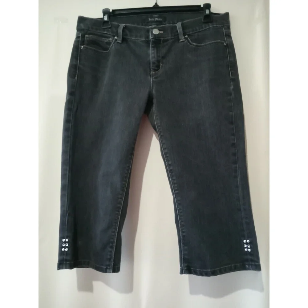 WHITE HOUSE BLACK MARKET Noir Women's Capri Size 6 ( 961)